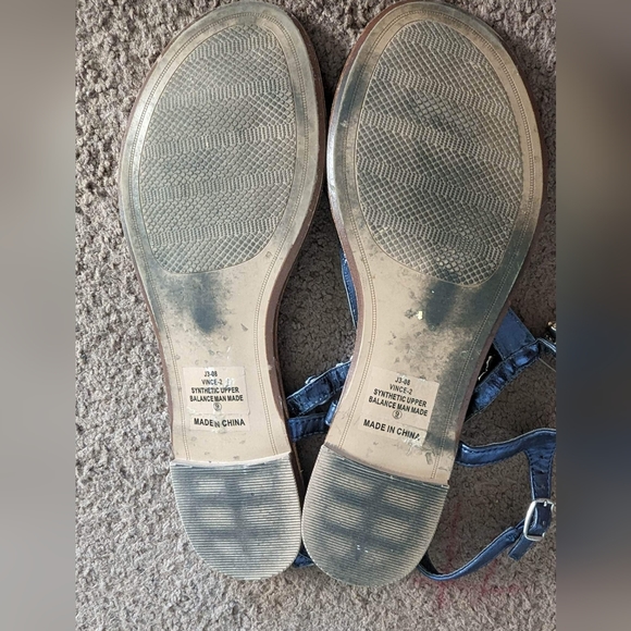 SANDALS - Picture 3 of 3